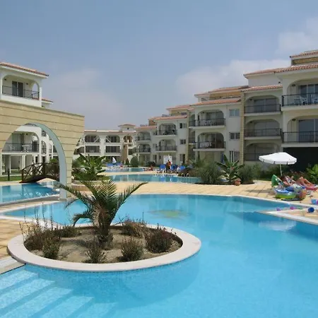 Sun Rise Beach Club Apartman *
